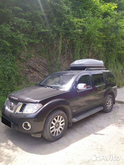 Nissan Pathfinder 2.5 AT, 2011, 220 000 км