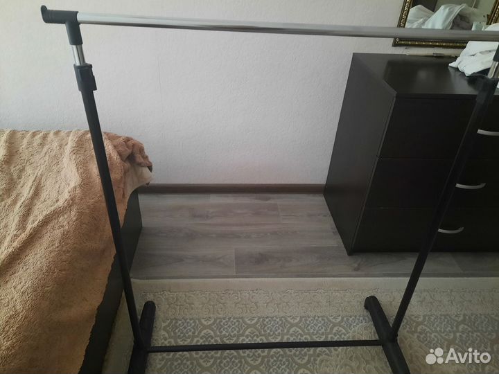 Вешалка напольная бу