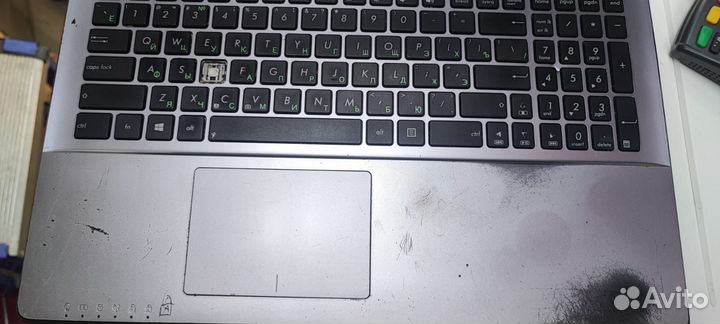 Ноутбук asus x550c