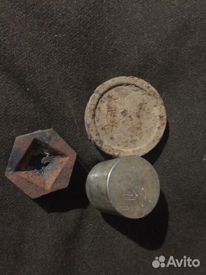 Гири старинные