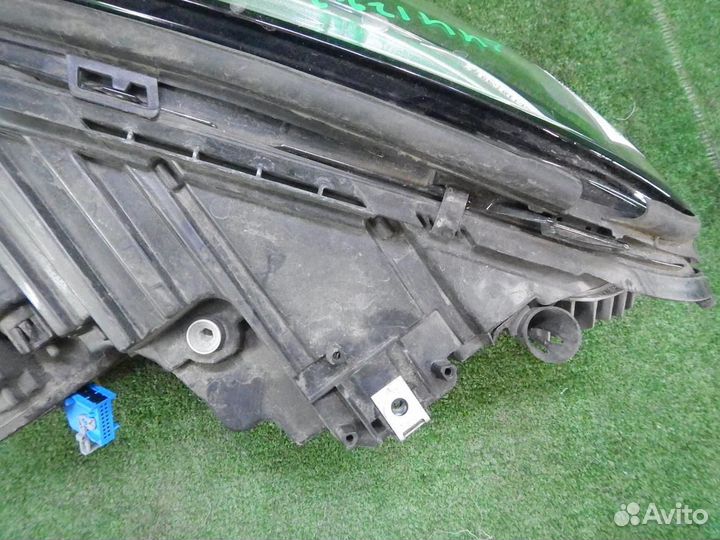 Фара правая Mercedes-Benz GLE