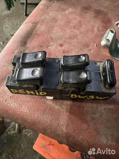 Блок стеклоподъемников mazda Demio dw