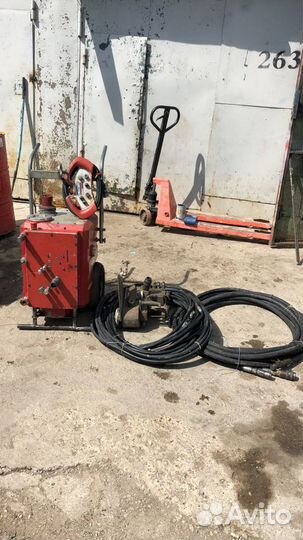 Стенорезная машина Hilti 32