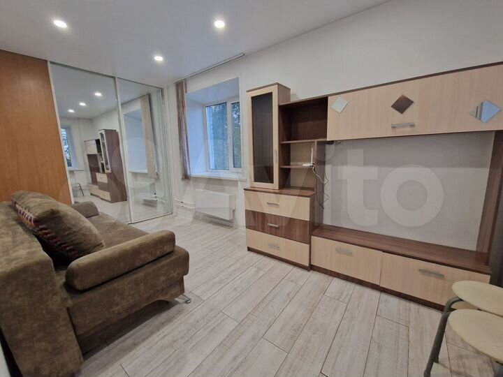 2-к. квартира, 42 м², 3/5 эт.