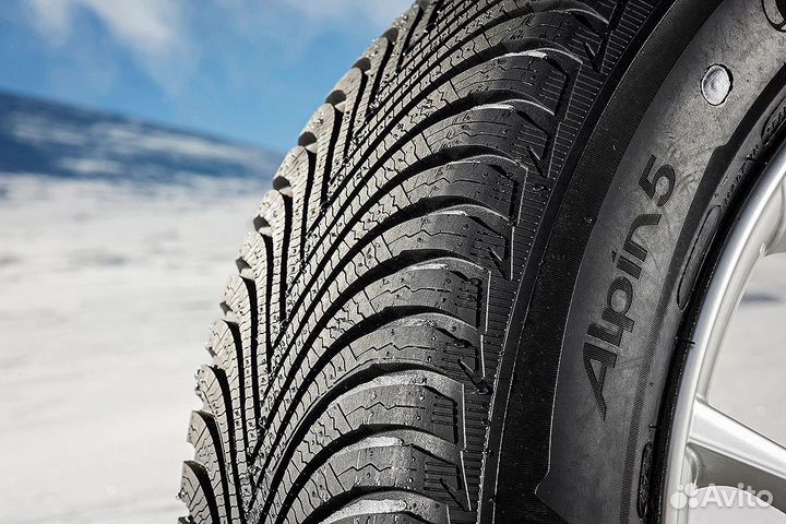 Michelin Pilot Alpin 5 255/45 R20 105V