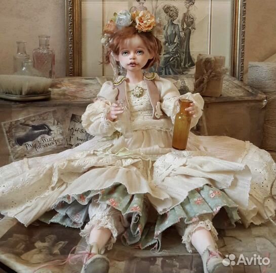 Кукла фарфоровая коллекционная