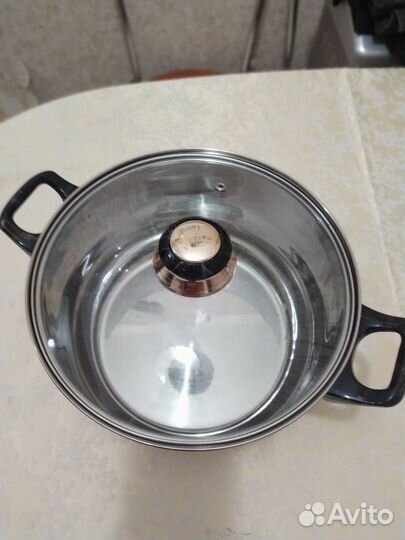 Кастрюля из нержавейки новая