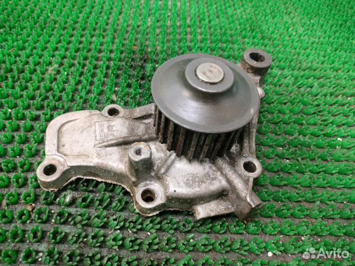 Водяной насос (помпа) Mitsubishi Lancer CB4W 4G92