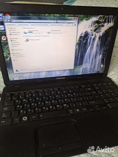 Ноутбук toshiba