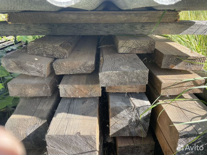 Пиломатериалы: доски необрезные, бруски