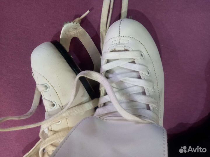 Коньки фигурные- 33/34 размер