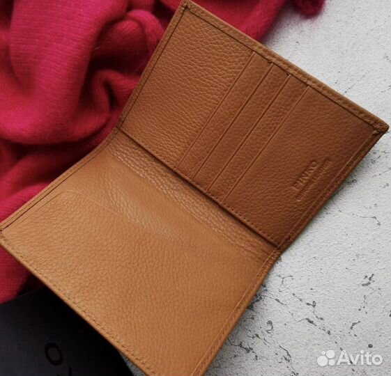 Обложка на паспорт pinko