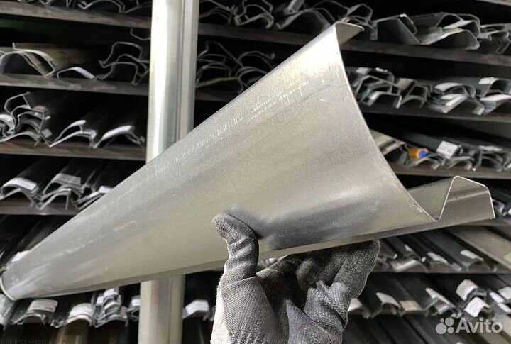 Порог левый Volkswagen Golf V, Jetta V, Golf Plus