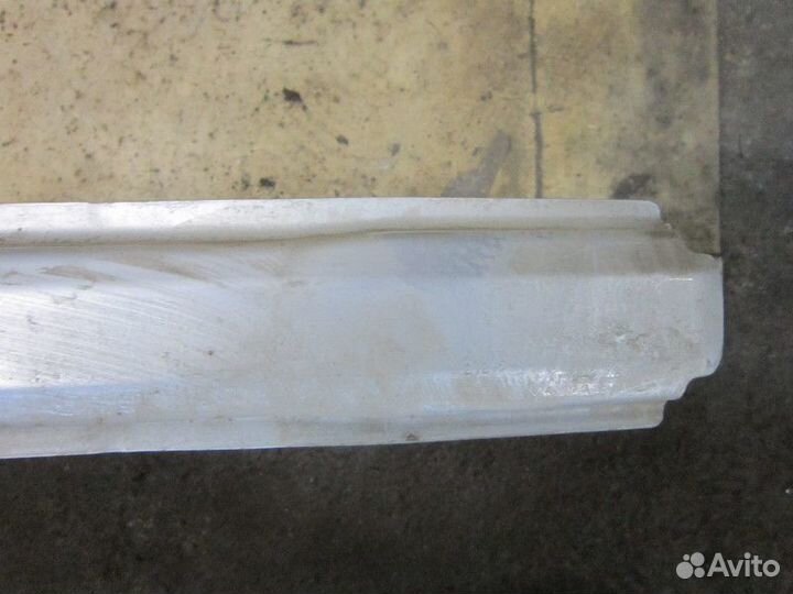 Усилитель заднего бампера Skoda Fabia 2007-2015 (х