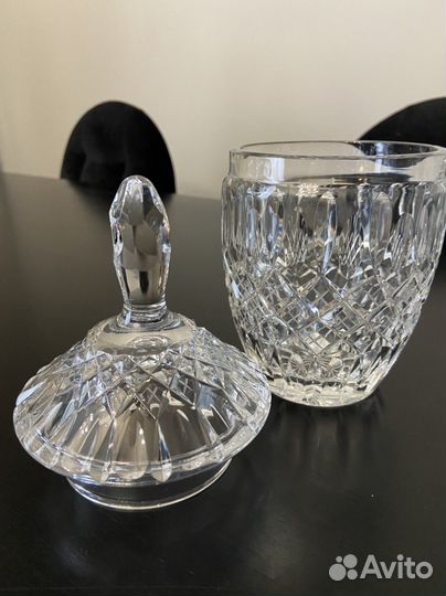 Хрустальная конфетница