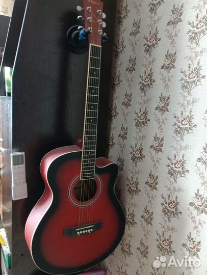 Классическая гитара шестиструнная
