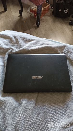 Ноутбук asus
