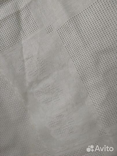 Хлопковая скатерть новая нежно салатового цвета