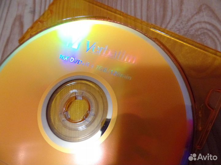 DVD-R диск Verbatim в коробке