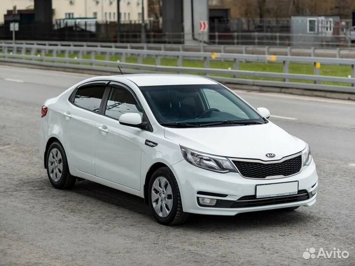 Передний бампер Kia Rio 3 2015-2017 Century white