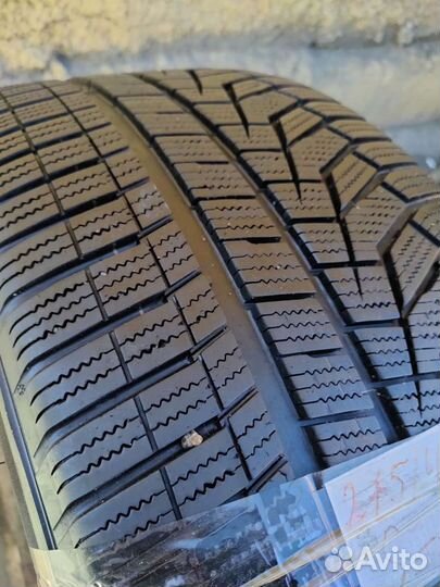 Hankook Winter I'Cept Evo2 W320A SUV 275/40 R22 107V