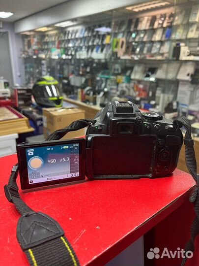 Зеркальный фотоаппарат Nikon D5100