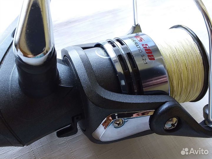 Катушка рыболовная спиннинговая 500/5000