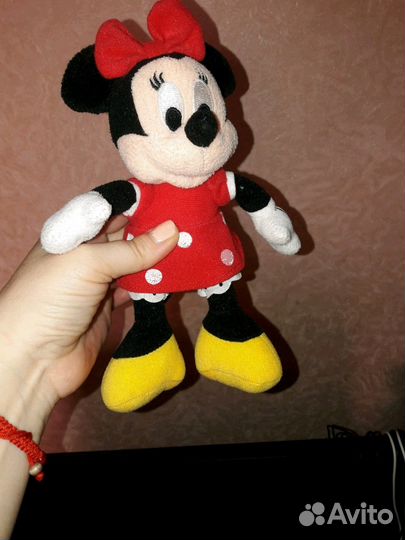 Мягкие игрушки Minnie mouse и Donald