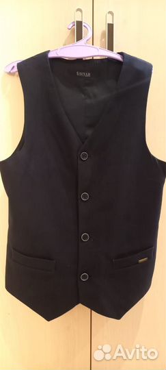 Продам школьный жилет 140 150 р-р