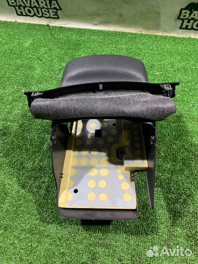 Кожух рулевой колонки Volkswagen Tiguan 5N1 cawa