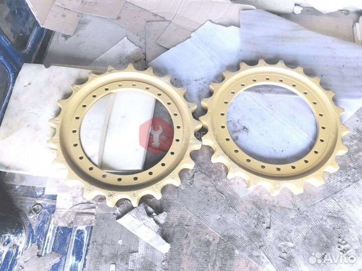 Звездочка Komatsu PC450-8