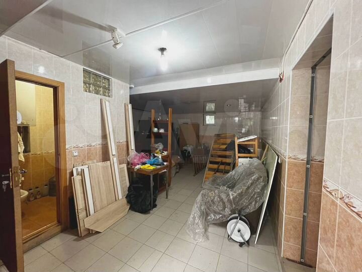 Дом 325 м² на участке 5,6 сот.