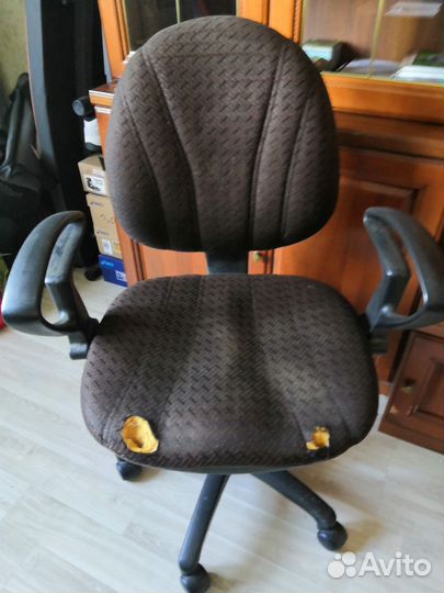 Компьютерное кресло