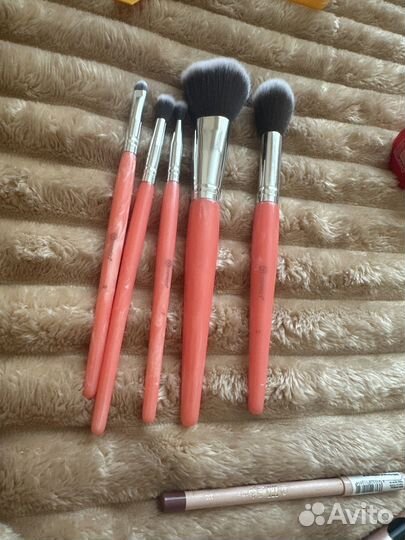 Bh cosmetics кисти новые