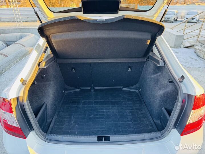 Skoda Rapid 1.6 МТ, 2019, 102 120 км