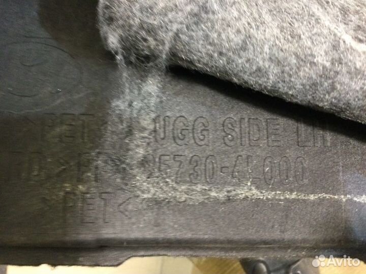 Обшивка багажника левая левая Hyundai Solaris