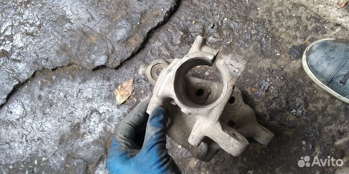Цапфа поворотный кулак bmw e39 e60