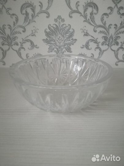 Вазы для цветов, салатницы, конфетница хрустальные