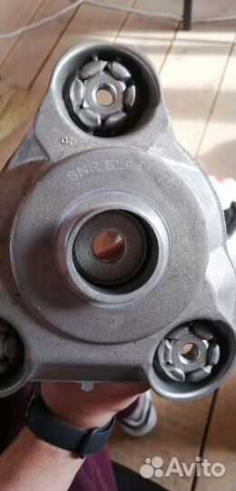 Опора амортизатора переднего