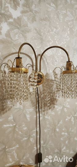 Люстра, светильники-бра