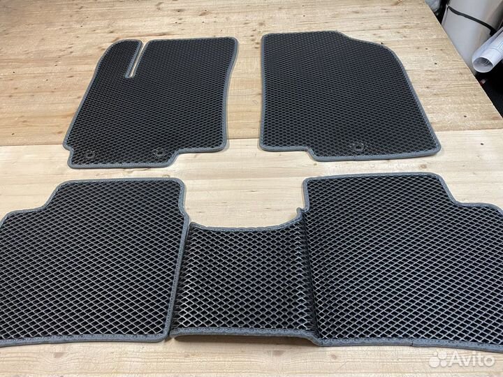 Автоковрики EVA для Hyundai Solaris 2010-2017