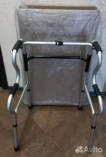 Ходунки для взрослых