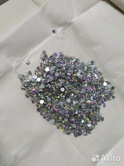 Стразы клеевые