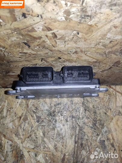 Блок управления двигателем Mazda LF4J18881E