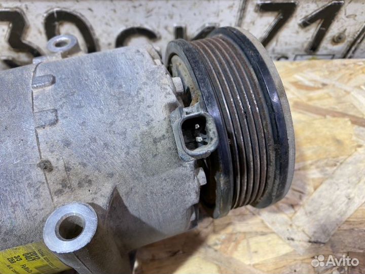 Компрессор кондиционера Ford Focus хетчбэк xtda