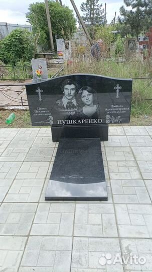 Памятники из гранита