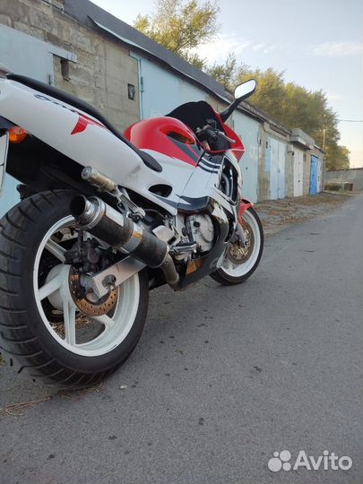 Honda cbr600 f3
