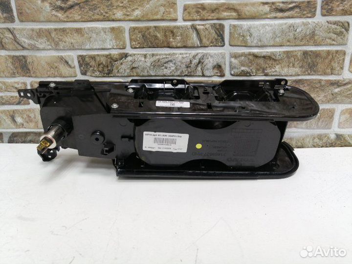 Подстаканник Volvo Xc60 UZ 2.0 2019