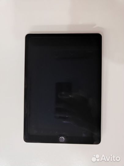 Продаю iPad Pro 9.7