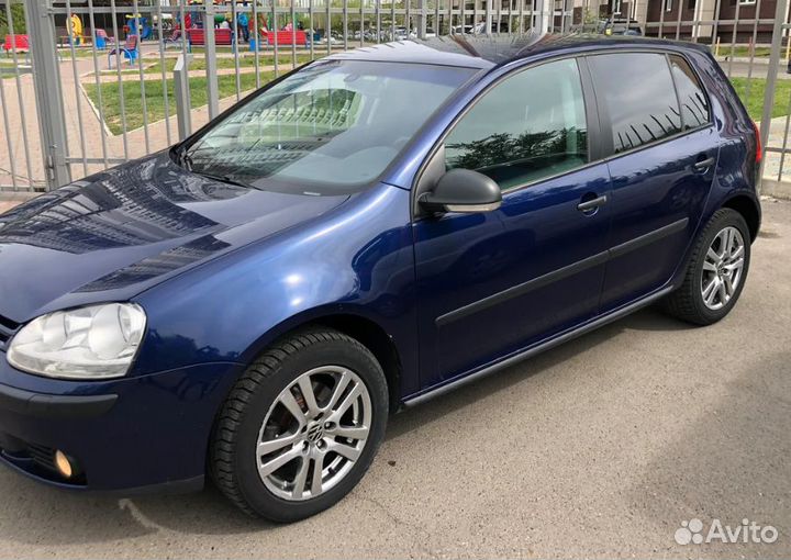 Капот Volkswagen Golf 5 2004-2009